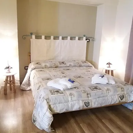 La Casetta Del Dahu 게스트하우스