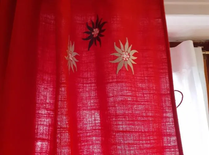 בית הארחה La Casetta Del Dahu לימונה פיימונטה